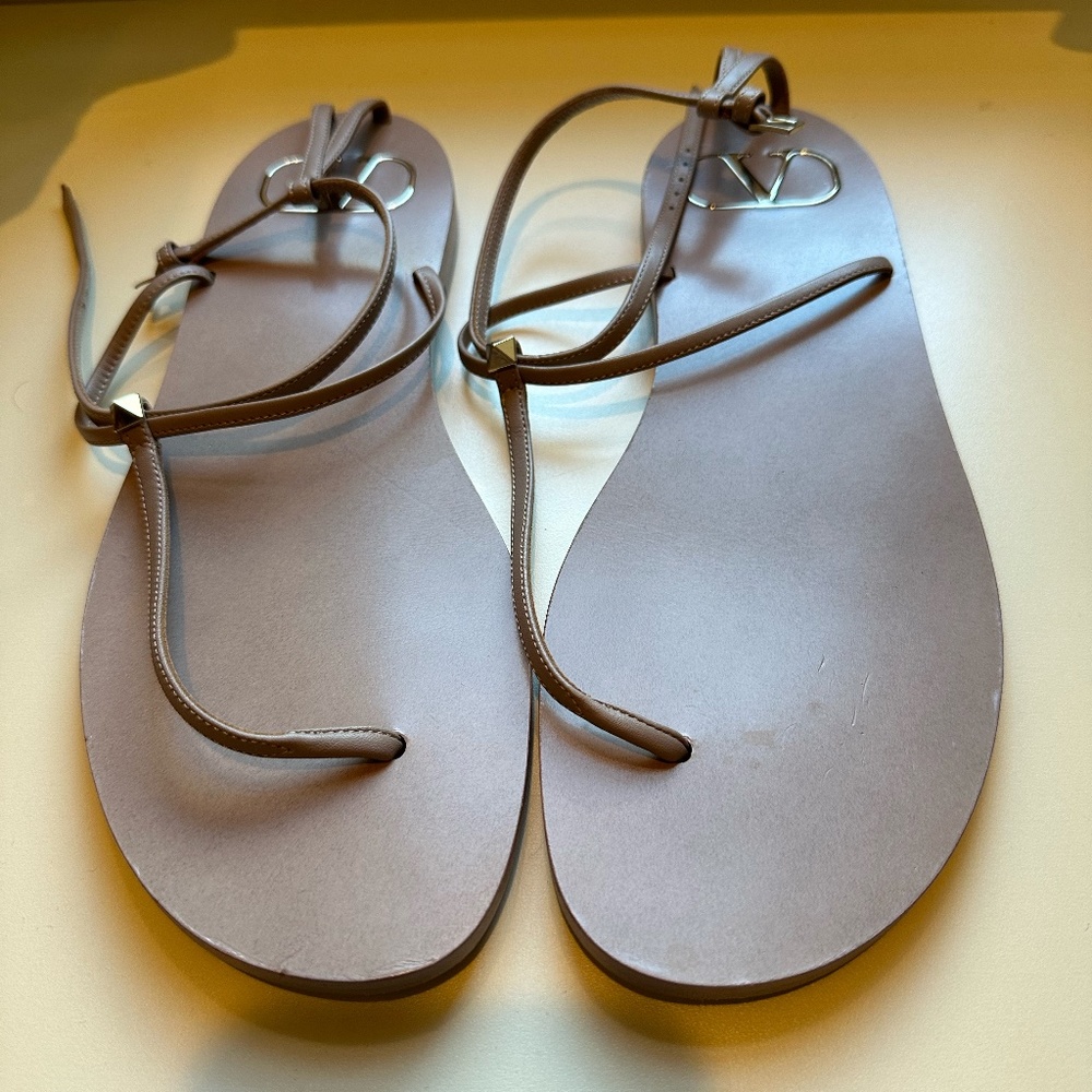 Valentino Rockstud Accent Leather T-strap sandal 38